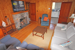 Severn Muskoka Cottage rentals  Orkney Beach 1 on McPhee Bay Lake Simcoe Living room